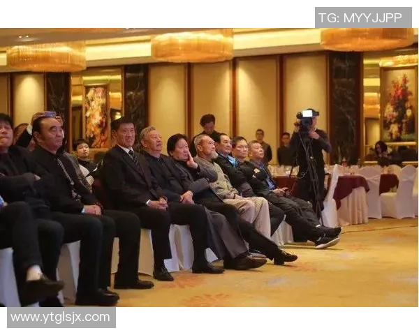 杭州足球队在全国锦标赛中的崛起与突破之路全景回顾